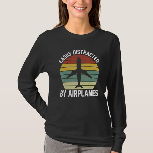 Easily Distracted By Airplanes  Pilot Flying T-Shirt (Vorderseite)