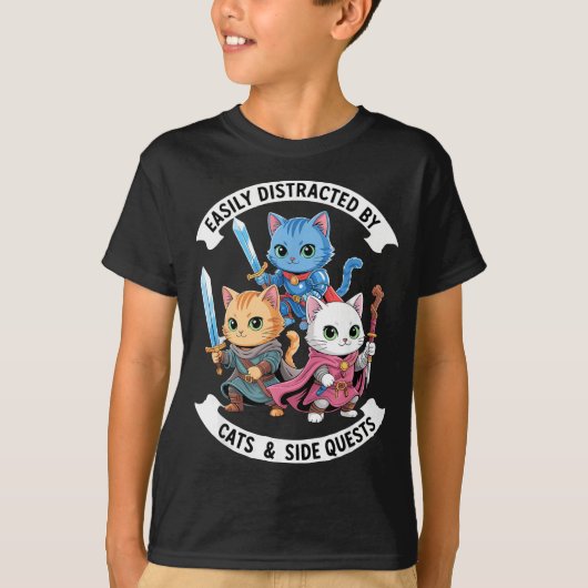 Easily Distracted By Cats & Side Quests Funny T-Shirt (Vorderseite)