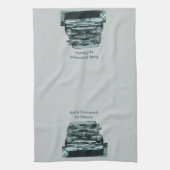 Easily Distracted by Classics Geschirrtuch (Vertikal)