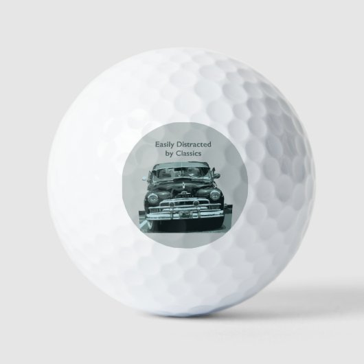 Easily Distracted by Classics Golfball (Vorderseite)