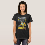 Easily Distracted By Diggers Backhoe Loader T-Shirt (Vorne ganz)