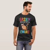 Easily Distracted By Lemurs Lemur T-Shirt (Vorne ganz)