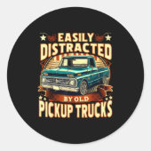 Easily Distracted By Old Ckup Trucks Funny Trucker Runder Aufkleber (Vorderseite)