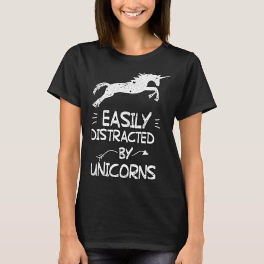 Easily Distracted By Unicorns For Spirit Animal T-Shirt (Vorderseite)