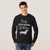 Easily Distracted by weenies Dachshund Womens Dog  T-Shirt (Vorne ganz)