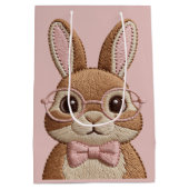 Easter Bunny with Glasses & Bow – Embroidered Look Mittlere Geschenktüte (Rückseite)
