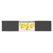 Easter Decoration -Group of chicks Kurzer Tischläufer (Horizontal)