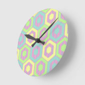 Easter Hexagons Runde Wanduhr (Winkel)