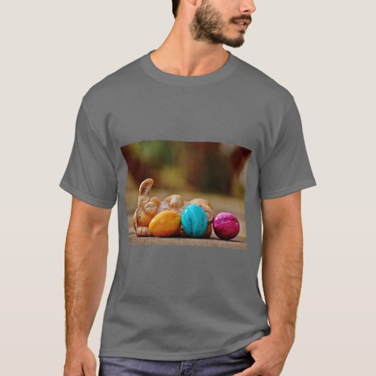 Easter Joy T-Shirt – Festive, Bright & Cheerful (Vorderseite)