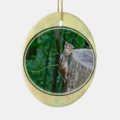 Eastern Chipmunk auf Stump Keramikornament (Rechts)