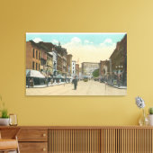Eastern View Court Street von der Water Street aus Leinwanddruck (Insitu (Wohnzimmer))