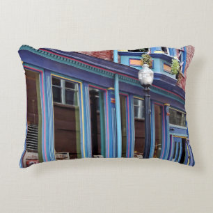 Easton PA - Straße mit offener Tür Dekokissen