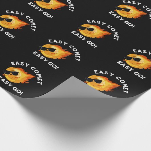 Easy Comet Easy Go Funny Astronomie Pun Dark BG Geschenkpapier (Ecke)