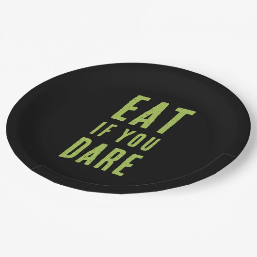 Eat If You Dare | Spooky Funny Halloween Party Pappteller (Schrägansicht)