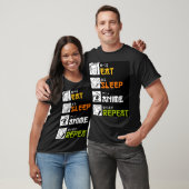 Eat Sleep Anime Wiederholung Geschenk Cosplayer T-Shirt (Unisex)