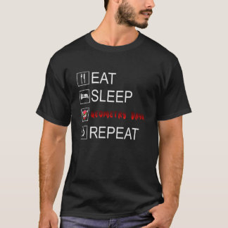 Eat Sleep Geometry Dash Wiederholung farbig klassi T-Shirt