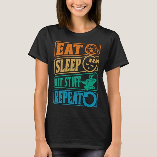 Eat Sleep Hit Stuff Repeat Retro Blacksmith Anvil T-Shirt (Vorderseite)