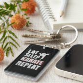 Eat Sleep Karate Wiederholung von benutzerdefinier Schlüsselanhänger (Vorderseite rechts)