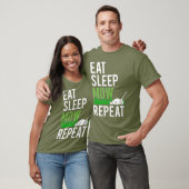 Eat Sleep Mow Wiederholen Funny Grass Mowing T-Shirt (Unisex)