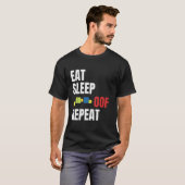 Eat Sleep Oof Repeat Funny Me Gamers Gift Idea T-Shirt (Vorne ganz)