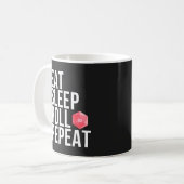 Eat Sleep Roll Wiederholung - D&D Enthusiasten Kaffeetasse (Vorderseite Links)