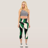 EBB und Flow 4 in Grün, Creme und Schwarz Capri Leggings (Vorderseite)