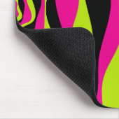 EBB und Flow 4 in Lime Green, Hot Pink und Black Mousepad (Ecke)
