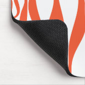 EBB und Flow 4 in Orange und Weiß Mousepad (Ecke)