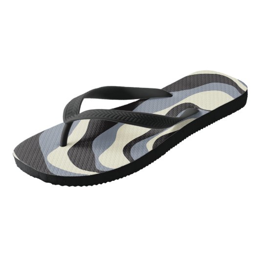 EBB und Flow 4 in Schwarz, Grau und Creme Badesandalen (Schrägansicht)