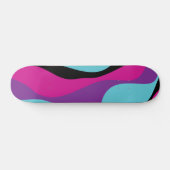 EBB und Flow 4 - Rosa, Lila, Blau und Schwarz Skateboard (Horizontal)