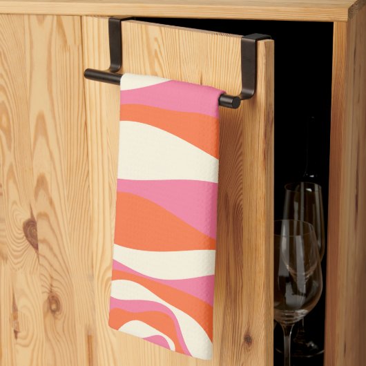 EBB und Flow 4 - Rosa, Orange und Creme Geschirrtuch (Drittel gefaltet)