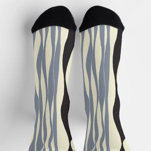 Ebb und Fluss in Schwarz, Grau und Creme Socken (Oben)