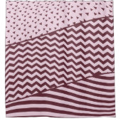 Ebenen - dunkelrot und blassrosa - Duschvorhang (Vorderseite)