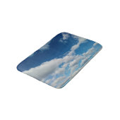 Ebenen in den Wolken Badematte (Schrägansicht)