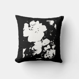 Ebony Snow Rose Kissen