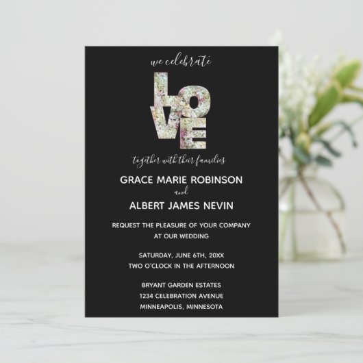 Ebony Vanilla Strawberry Hydrangeas Wedding Invite (Stehend Vorderseite)