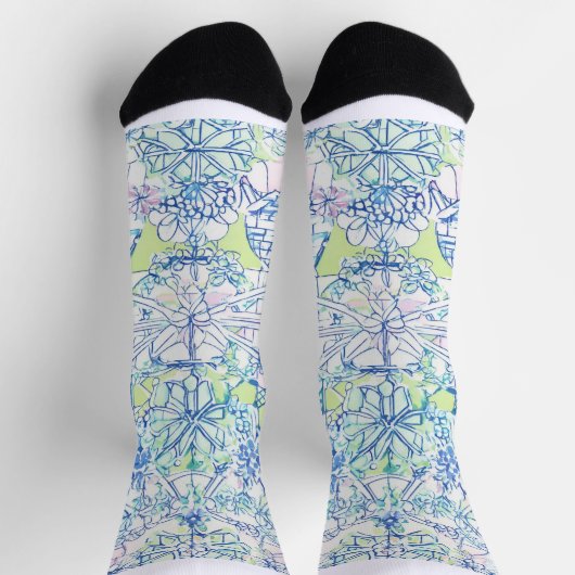 "Eccentric Elegance: Abstrakte Formen Socks" Socken (Oben)