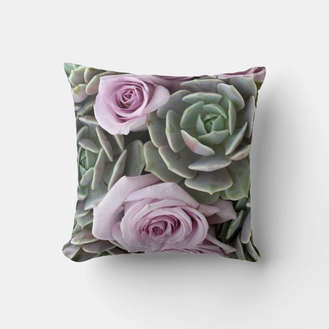 Echeverias und Rosen pillow durch Debra-Lee Kissen (Vorderseite)