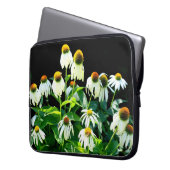 Echinacea-Blume im Blütenfall Laptopschutzhülle (Vorderseite Links)