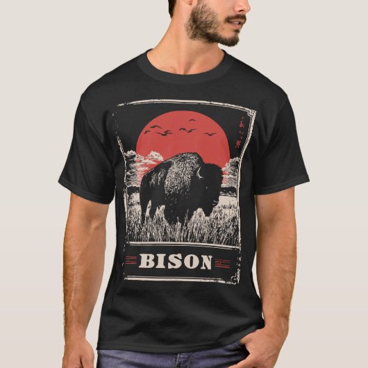 Echo der Ebenen: Bison Future Relic T-Shirt (Vorderseite)
