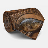 Echoes of the River: Murray Cod Holzdruck, Krawatte (Gerollt)