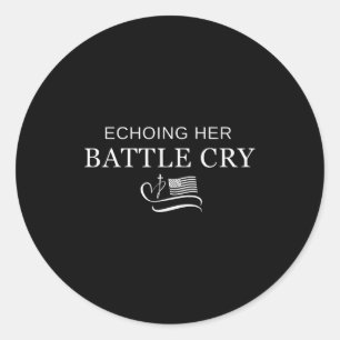 Echoing Her Battle Cry USA-Flagge Christlich Runder Aufkleber