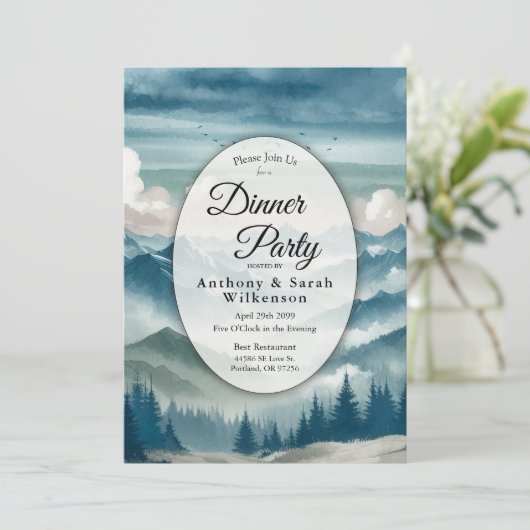 Echos Through the Misty Pines Restaurant Dinner Einladung (Stehend Vorderseite)