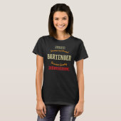 Echt und vertrauenswürdiger Barkeeper Funny Barten T-Shirt (Vorne ganz)
