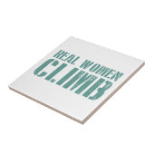 Echte Frauen klettern Fliese (Seite)