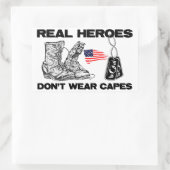 Echte Helden tragen keine Kapen! Rechteckiger Aufkleber (Tasche)