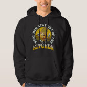 Echte Männer Bleibe aus der Küche Pickleball Playe Hoodie (Vorderseite)