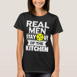 Echte Männer bleiben aus der Küche lustiges Pickle T-Shirt