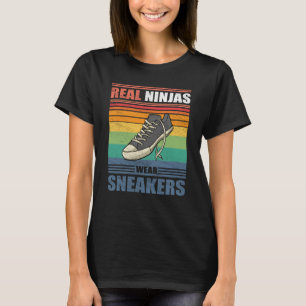 Echte Ninjas tragen Sneaker Vintage-Schuh Casual F T-Shirt