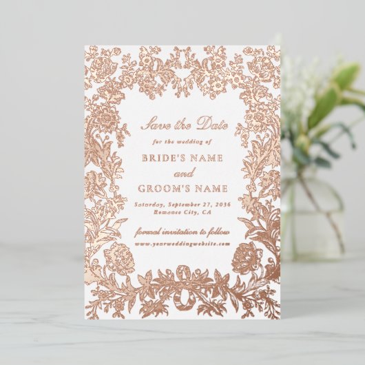 Echte Rose Gold Blumenhochzeit Sichern Sie die Dat Folieneinladung (Stehend vorne)